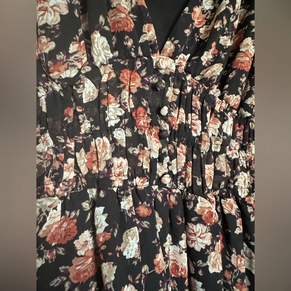 Black floral dress - Picture 2 of 2